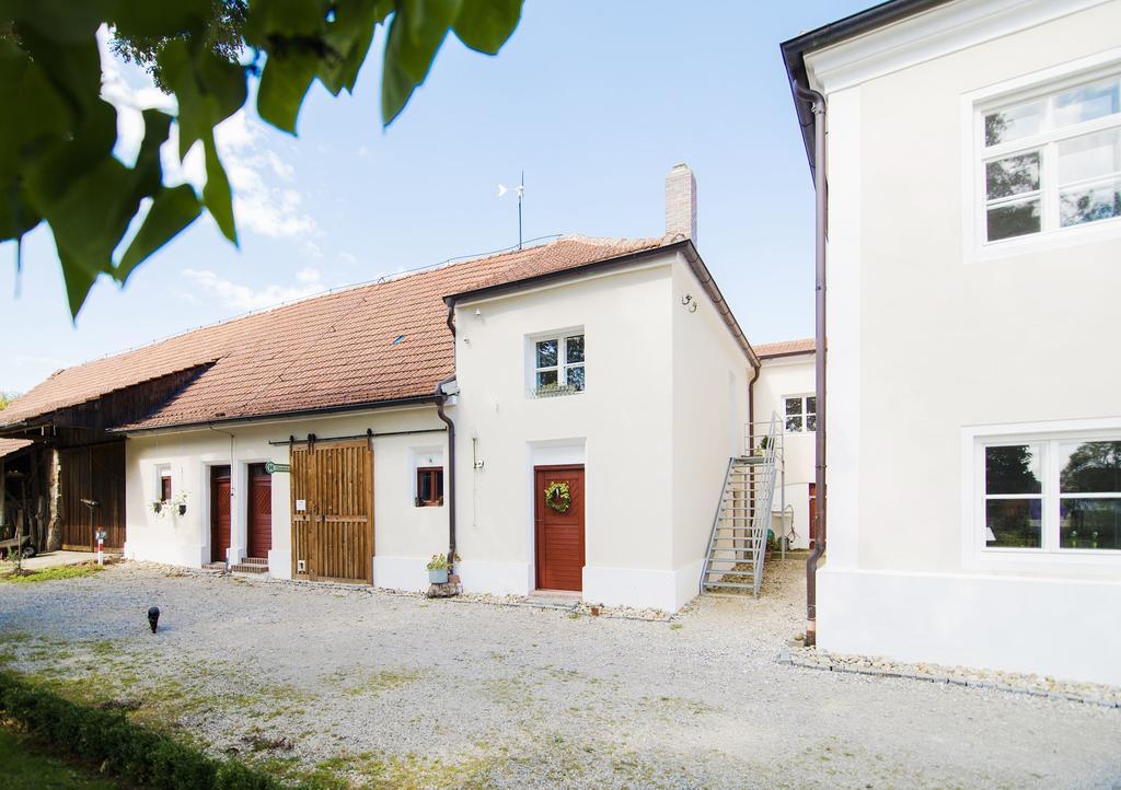 Historischer Pfarrhof Niederleierndorf Langquaid Værelse billede
